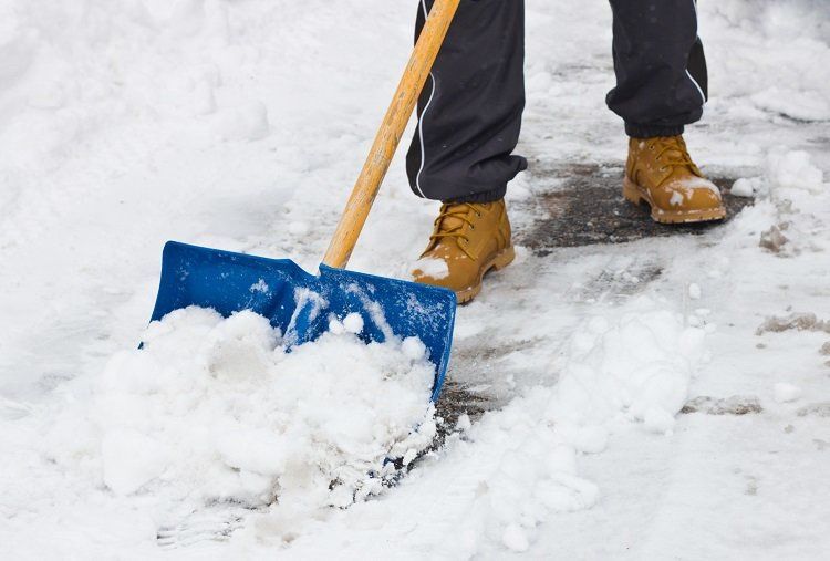 Snow Shoveling Summit County
