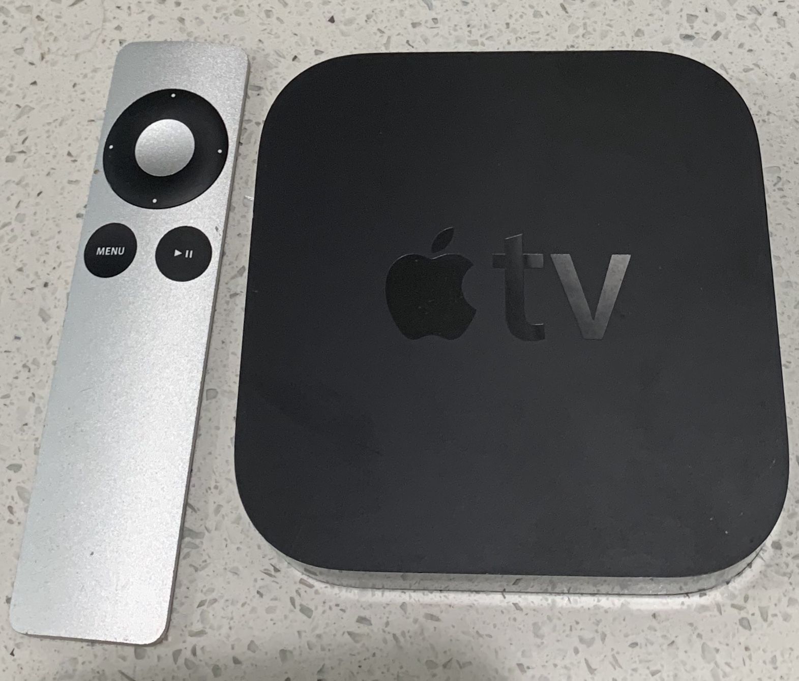 Apple TV generation 2- working condition just have another one and only one TV