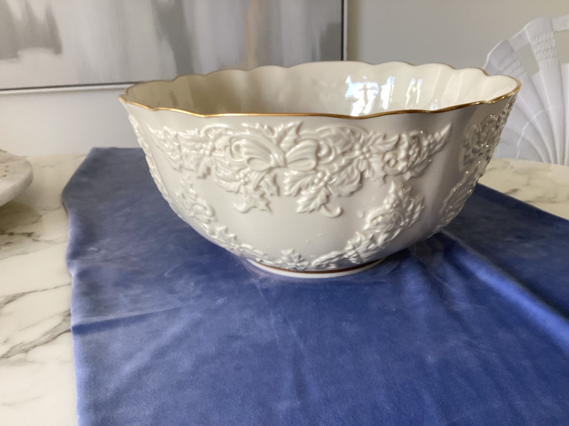 Lenox holiday Pump Bowl
