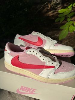 Travis Scott Jordan 1 Low