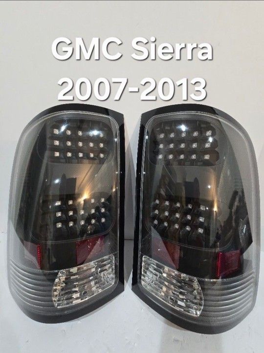 GMC Sierra 2007-2013 Tail Lights