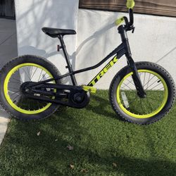 Trek Caliber 16” Bike