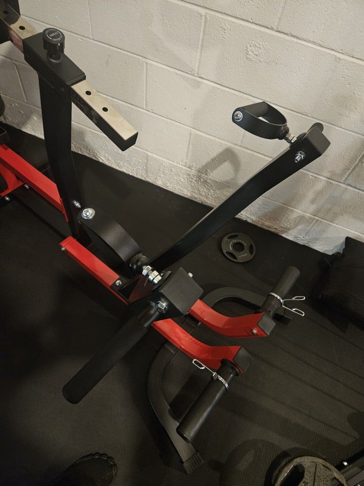 Seated Row Machine