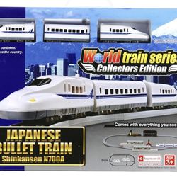 LEC U.S.A. Corporation Shinkansen N700A Bullet Train Battery Operated Train Set
