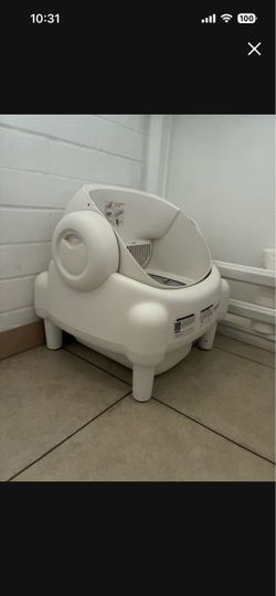 Automatic cat litter box