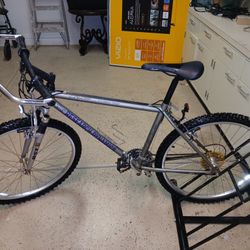 Research Dynamic Track Bike My