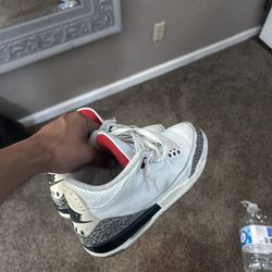 Jordan 3 White Cement 150$ OBO (NO BOX)