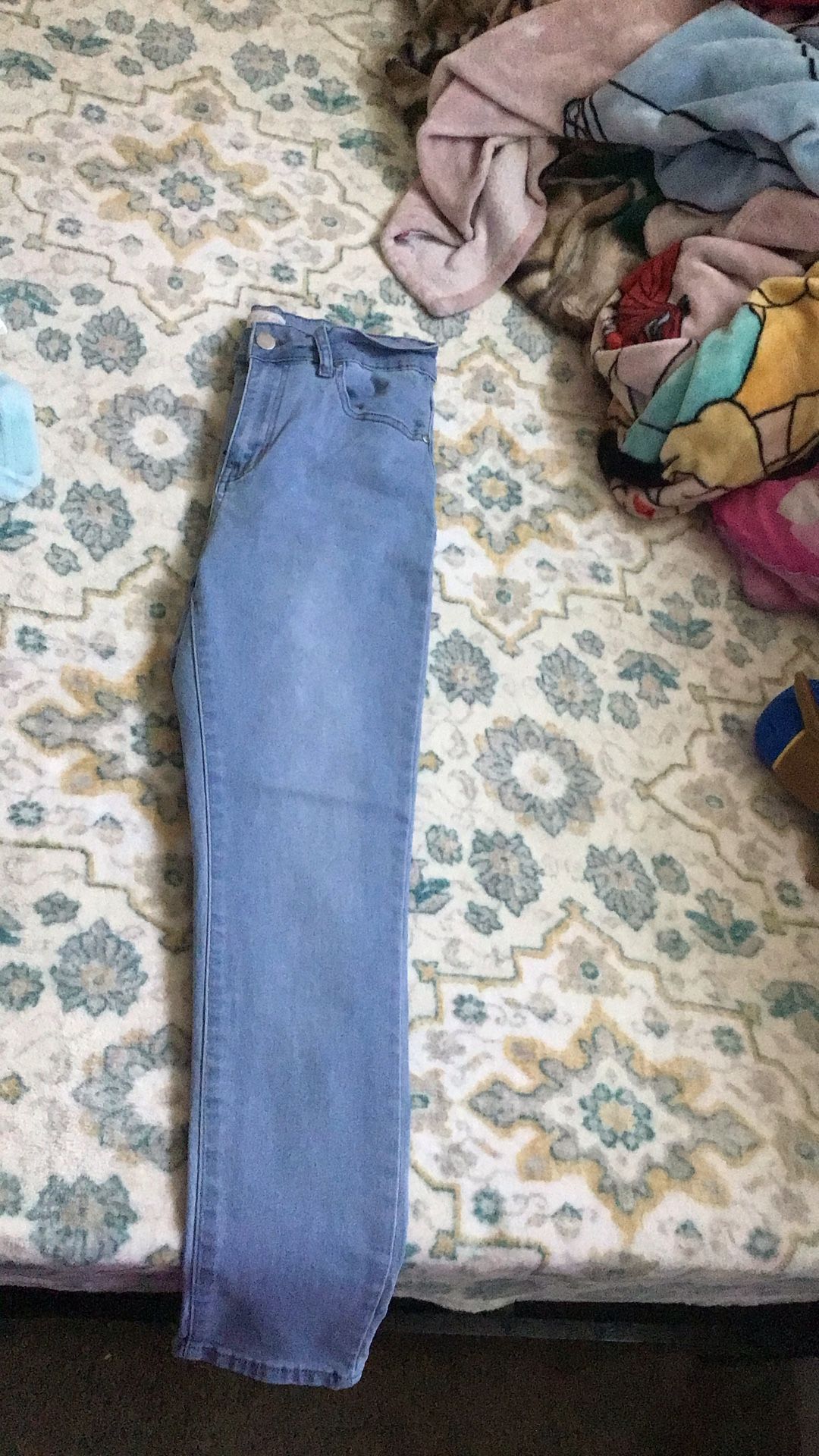 Giselle V Denim