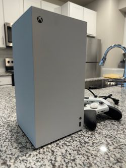 Xbox Series X console