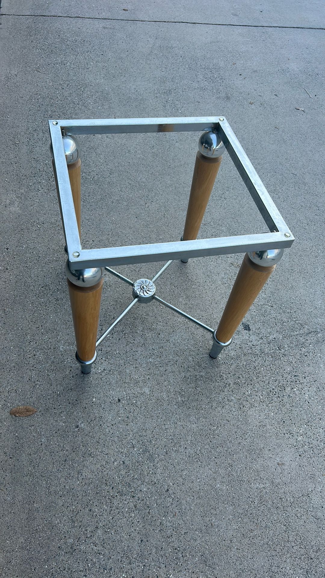 Removable Glass Table 