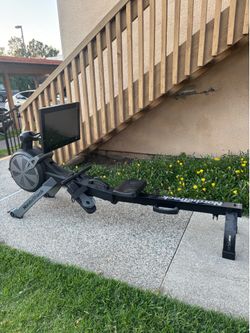 NORDIC TRACK RW900 ROWER. GREAT FOR AT HOME WEIGHTS GYM feel free to stop by and try out