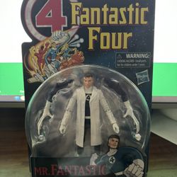 Marvel Legends Series Retro Fantastic Four Mr. Fantastic 6” Action Figure