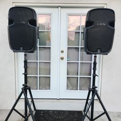 2 POWERED Jbl Eon 515xt Speakers And Power Cords 