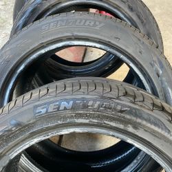 235/45/17