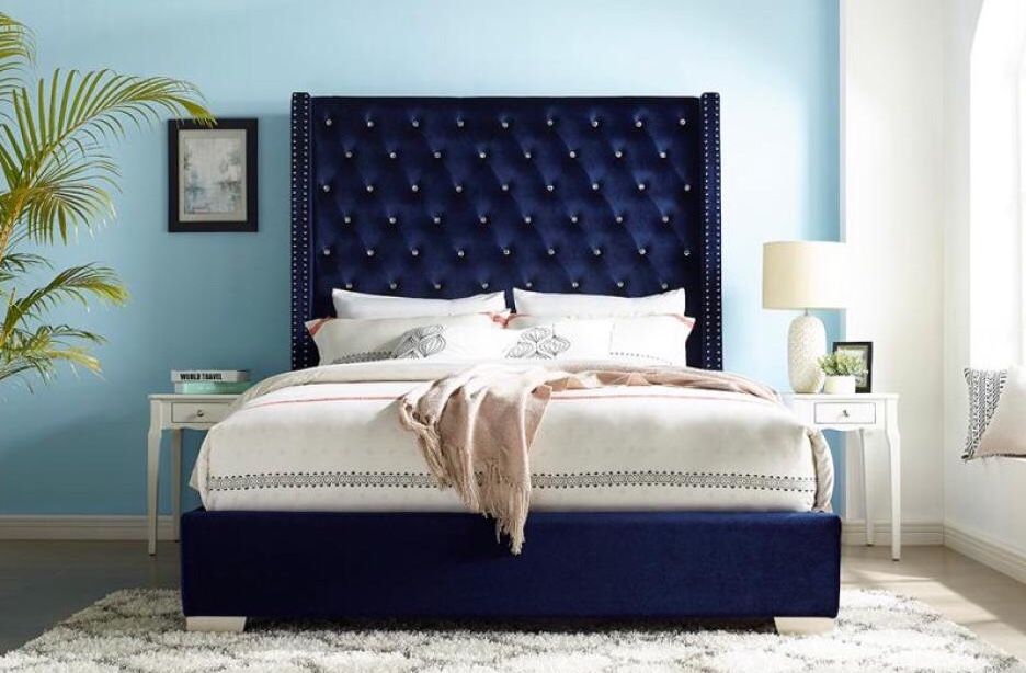 Queen Size Bed In Offer