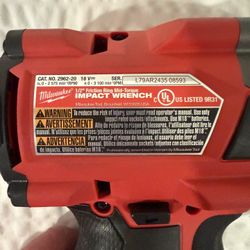 Milwaukee M18  1/2” Mid Torque Impact 