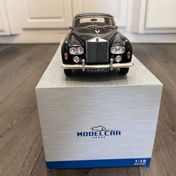 Diecast 1/18 scale RARE MCG   Rolls Royce Silver Cloud III Flying Spur Mulliner  1965 hard to find brand new ! 