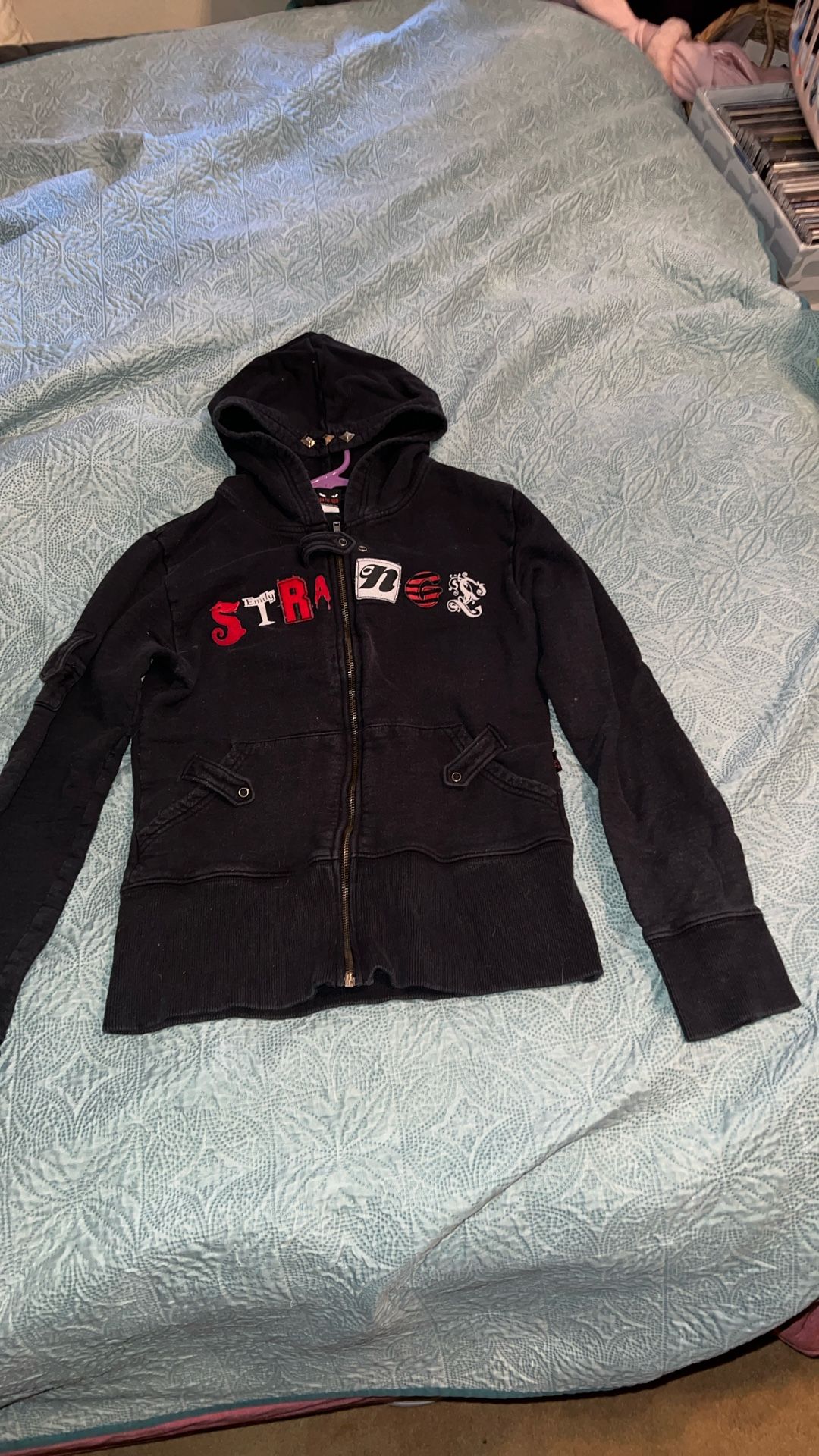 Vtg RARE Emily The Strange Hoodie βββ TWEEN SIZE Large *****