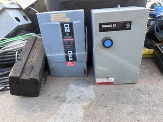 General Electric (GE) THN3361 heavy-duty, non-fusible safety switch