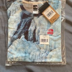 Supreme x Northface Ice Climber Tee