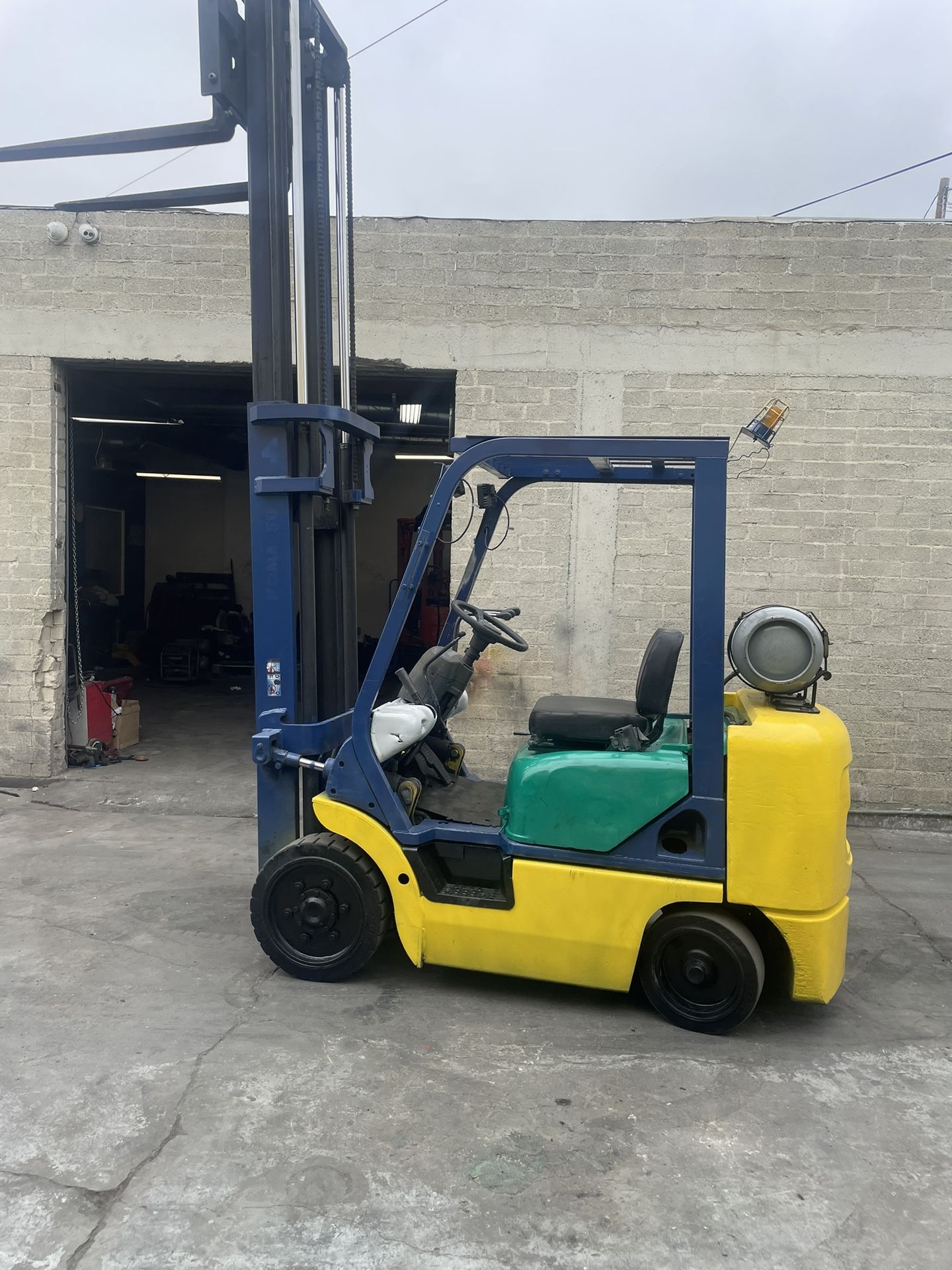 Forklift