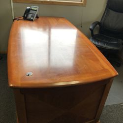 Aspenhome Desk