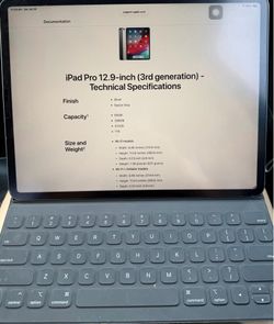 Apple iPad Pro 12.9-Inch (3rd Generation) with Keyboard