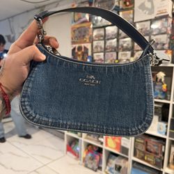 Coach Teir Sholder Bag