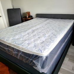 NEW QUEEN PILLOWTOP SET MATTRESS AND BOX SPRING-2PCS