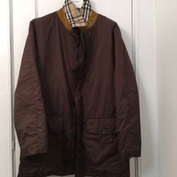 Burberry London Unisex light weight Jacket size XL. Original and authentic. Used but in a perfect and excellent condition 99.9% condition of excellent