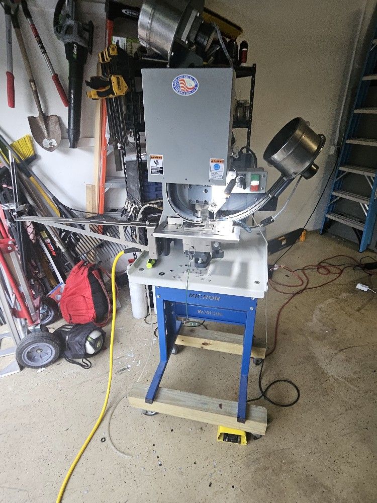 4KGW Automatic Grommet Press