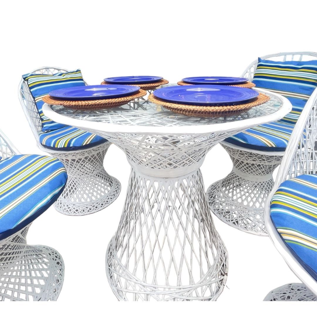 Russell Woodard Coastal Bistro Dining Set