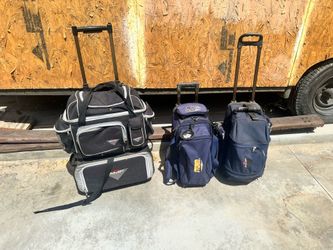 Bowling bags, balls shoes and other stuff $60 pick up only