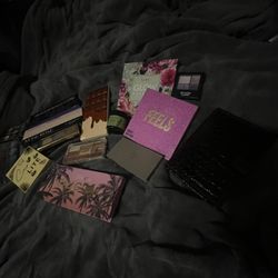 Makeup bundle