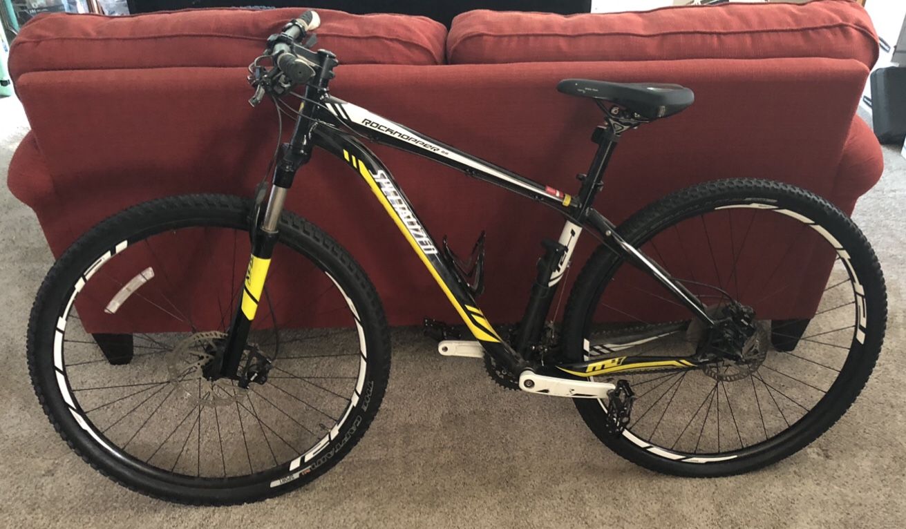Specialized Rockhopper 29 Mountain Bike