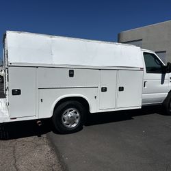 2014 FORD e350 single rear wheel 5.4 gas XLT automatic cold ac all power utility bed 110k miles runs excellent no leaks or issues asking $8400