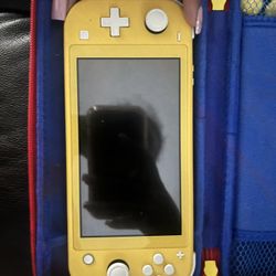 Nintendo Switch Yellow