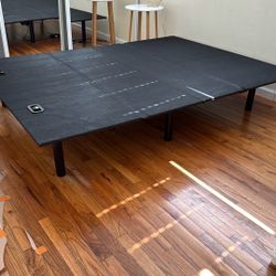 Bed platform Queen nice shape Sturdy!