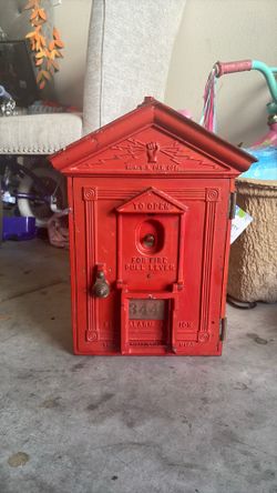 Vintage 1920s game well fire alarm
