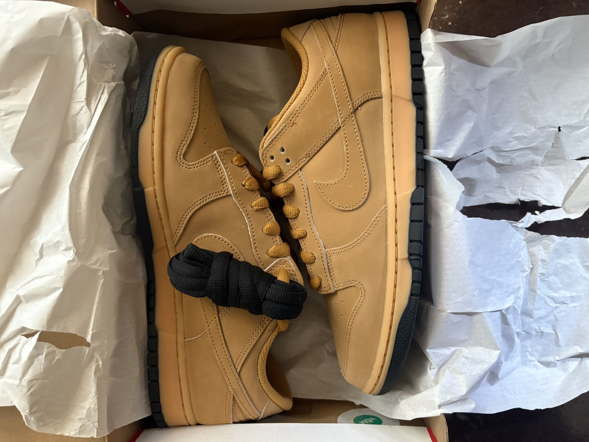 Nike Dunk Low (Size 10.5)
