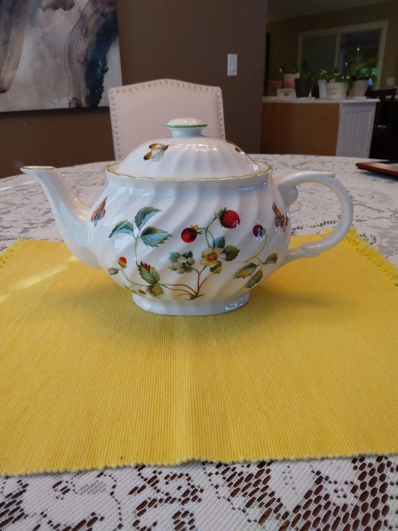 Vintage Staffordshire Teapot James Kent