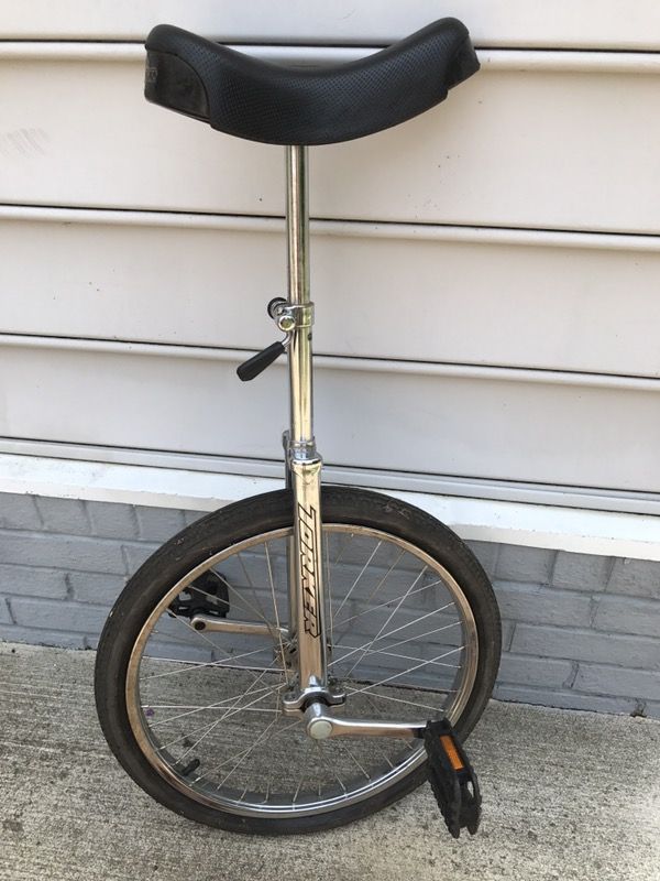 Unicycle with adjustable seat. Torker Brand. Unistar CX model. 👍🏼👍🏼😎