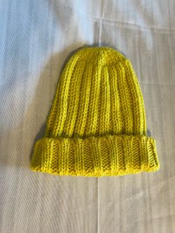 Echo Yellow Chunky Knit Beanie Hat