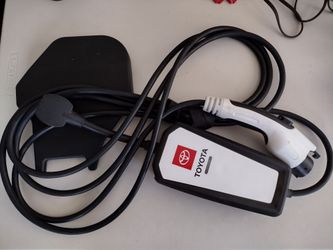 EV Charger for Toyota Prius Rav4 Prime bZ4X Electric Car Charging cable plug-in 120v 240v UL