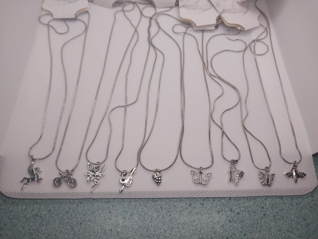 Elegant Silver Necklaces Set Of 19
