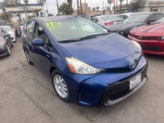 2017 Toyota Prius v