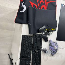 MageGee Gaming Bundle – XL Mousepad, Mechanical Keyboard, Headphones & Mouse – Used, Good Condition