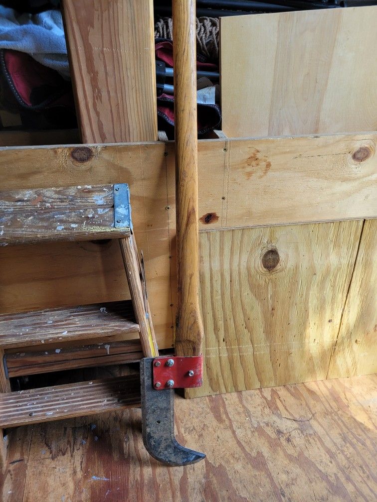 Brush Axe