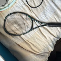 Yonex tennis Racket 