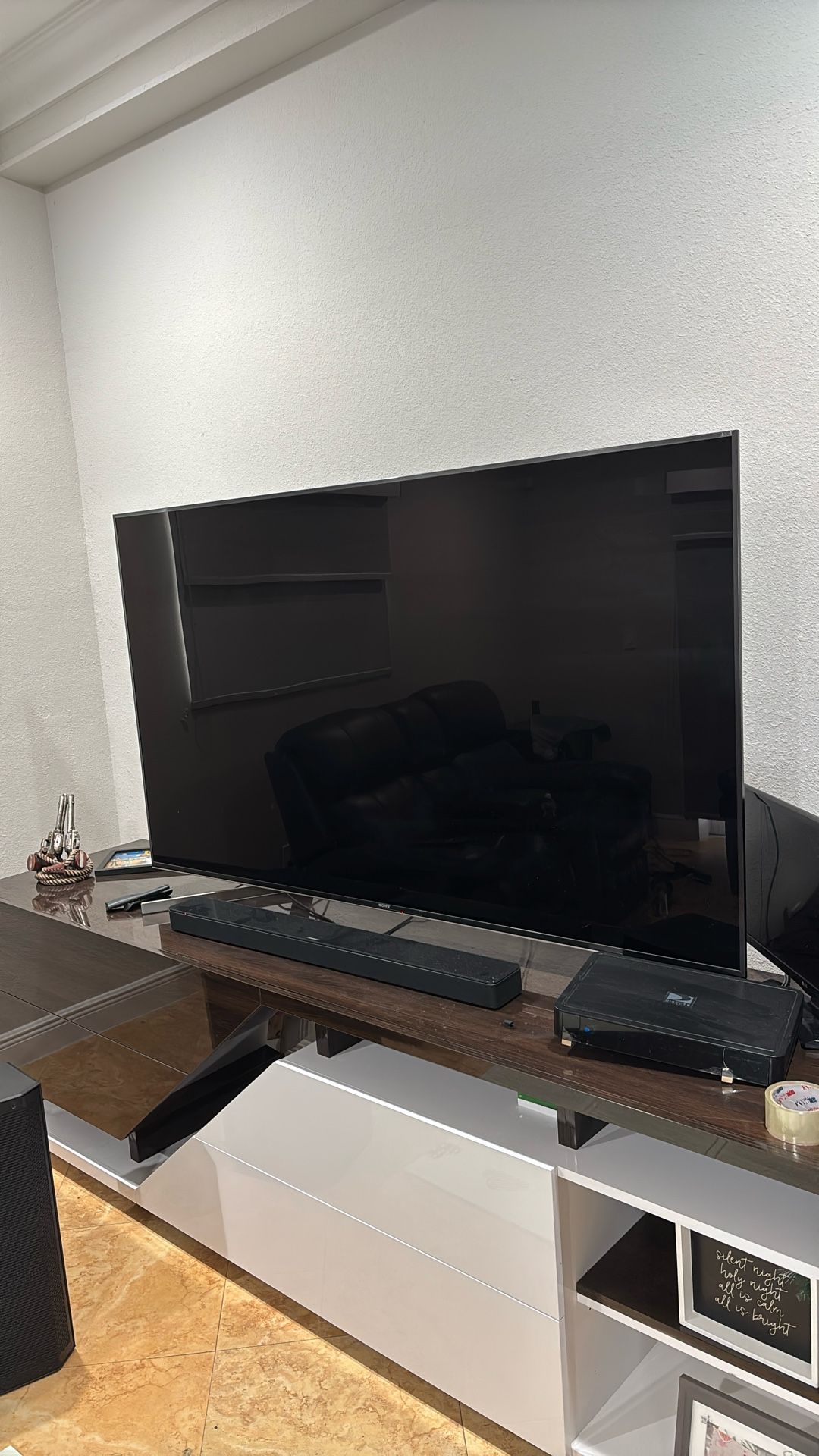 SONY BRAVIA 75 And BOSE SOUNDBAR